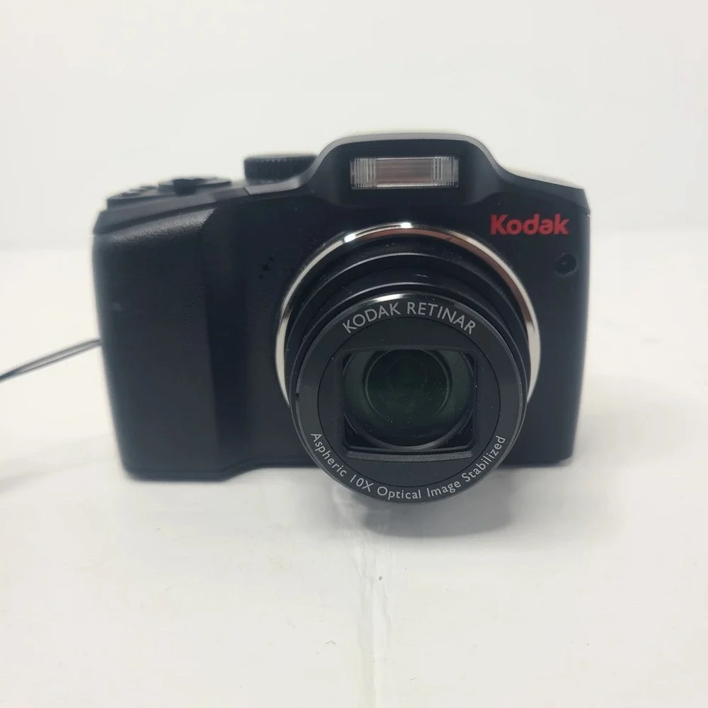 Kodak Digital Camera EasyShare Z915 10.0MP Black 8GB SD Card Tested